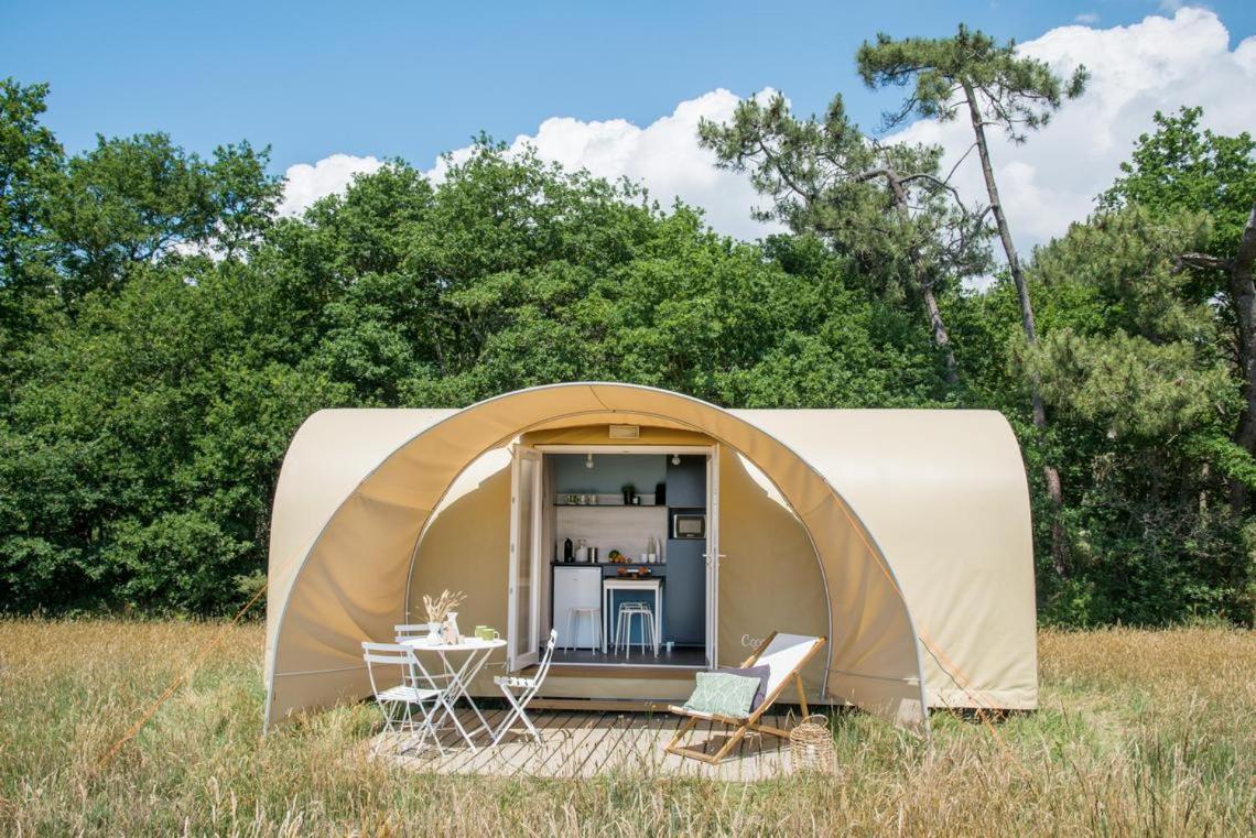 Hotel Camping Les Genets D'Or Bagnols-sur-Cèze Exterior foto